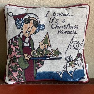 Shoebox Christmas pillow